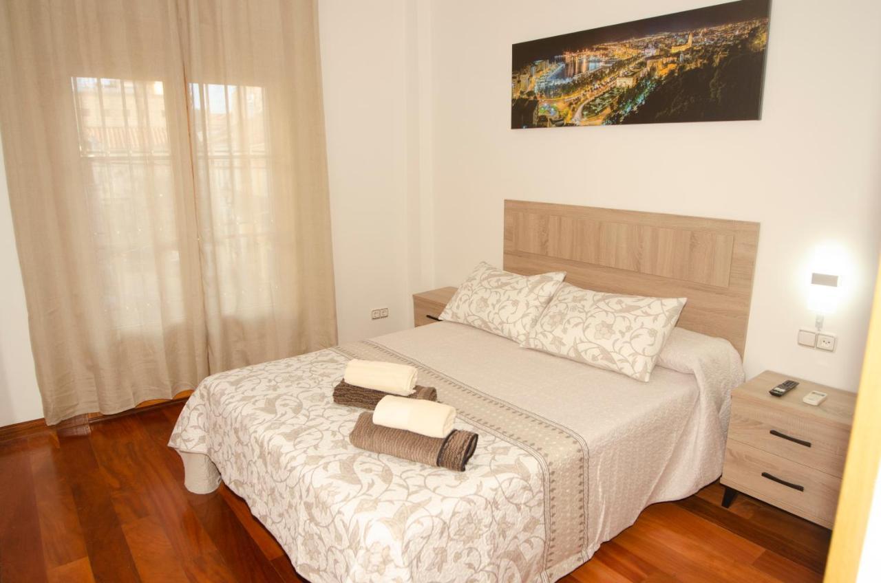 Casa Del Patio Andaluz Hotel Malaga Bagian luar foto