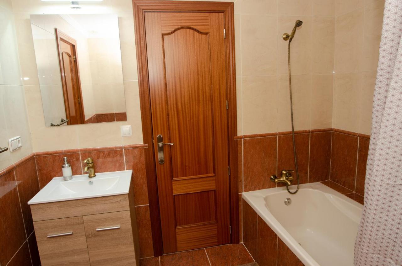 Casa Del Patio Andaluz Hotel Malaga Bagian luar foto