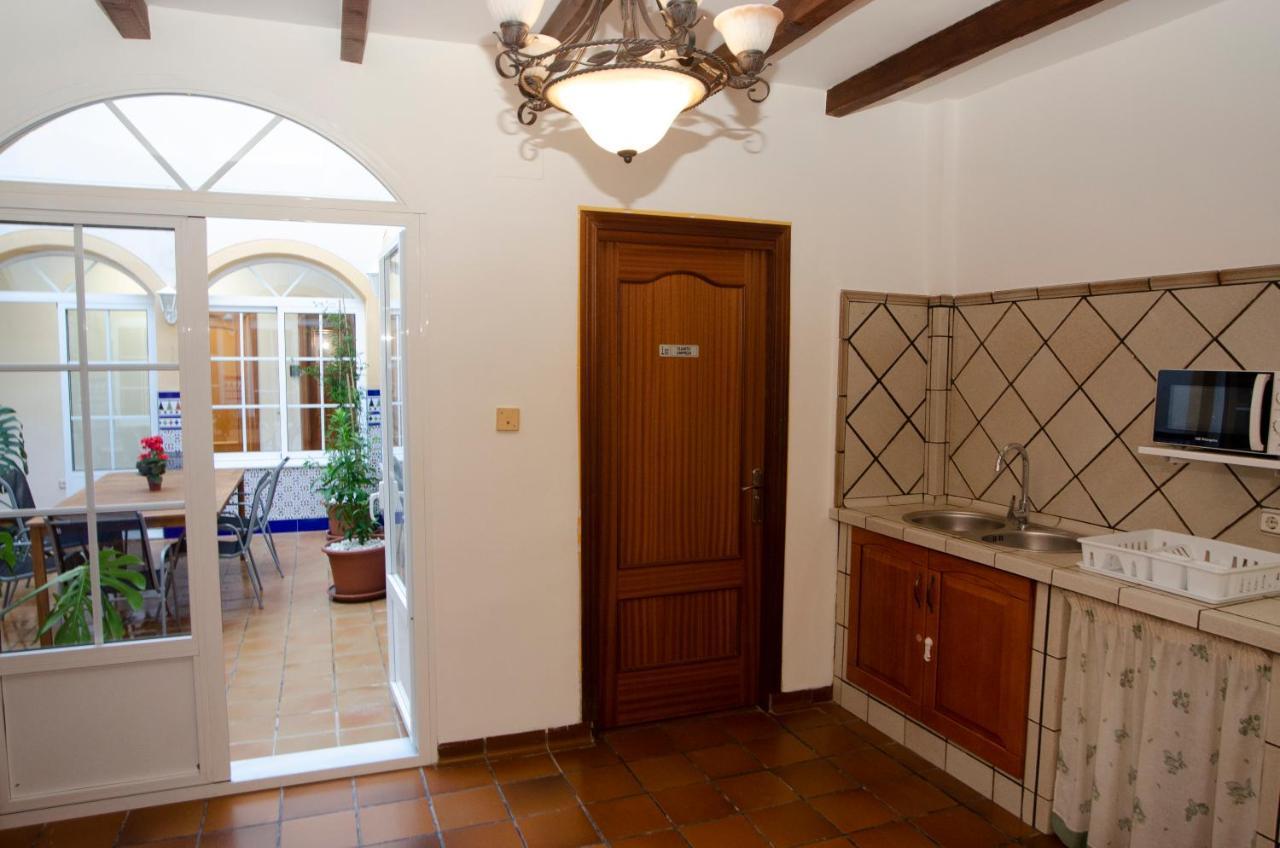 Casa Del Patio Andaluz Hotel Malaga Bagian luar foto